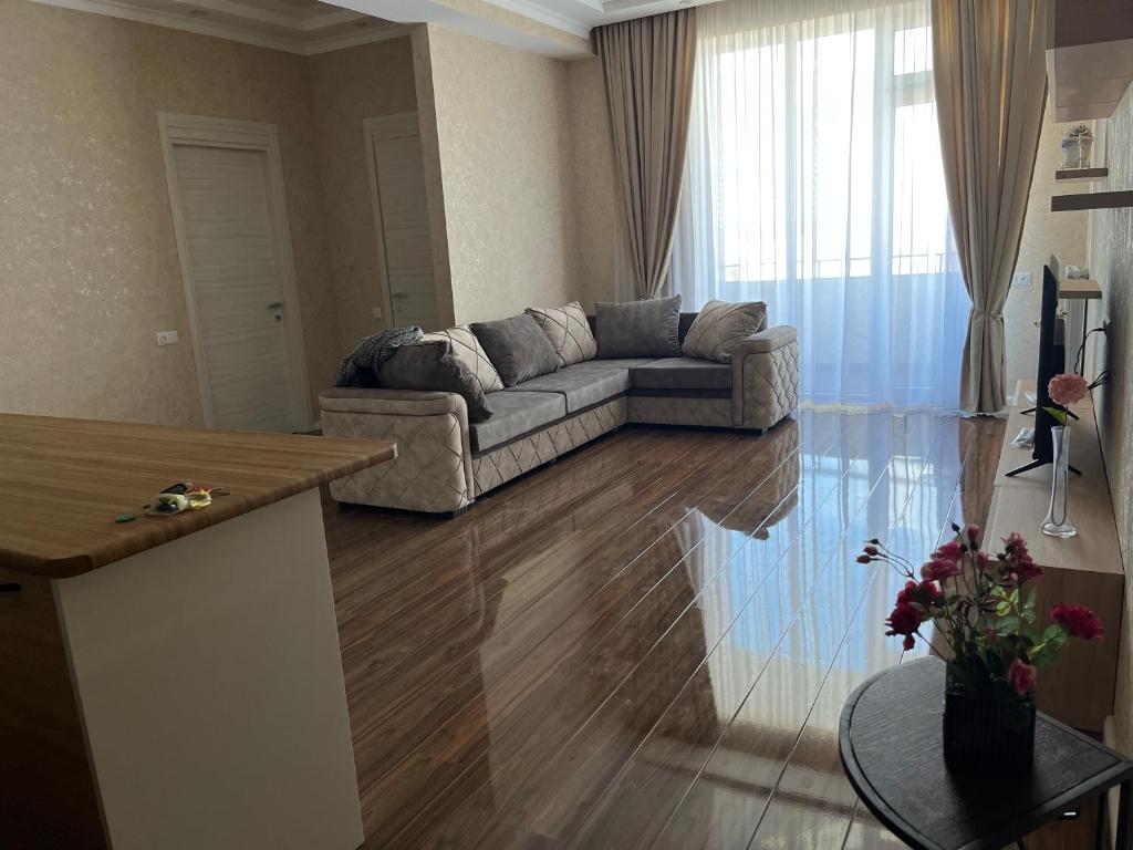 Vazi Aparthotel room 2